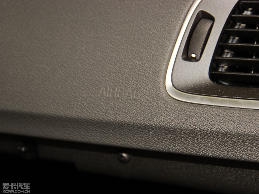 2015֠S60 L 2.0T T5 S