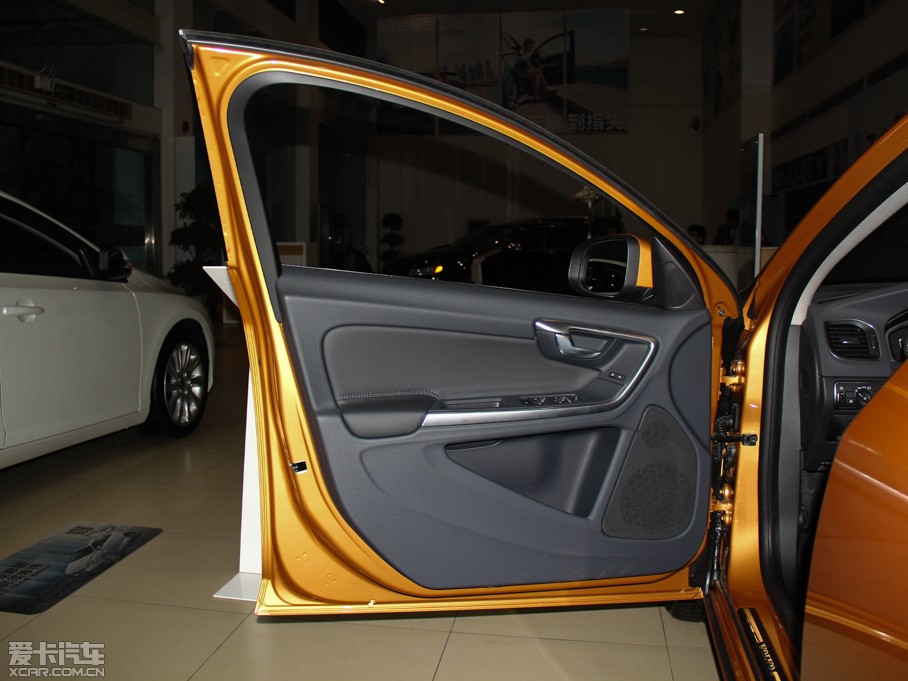 2015֠S60 L 2.0T T5 S