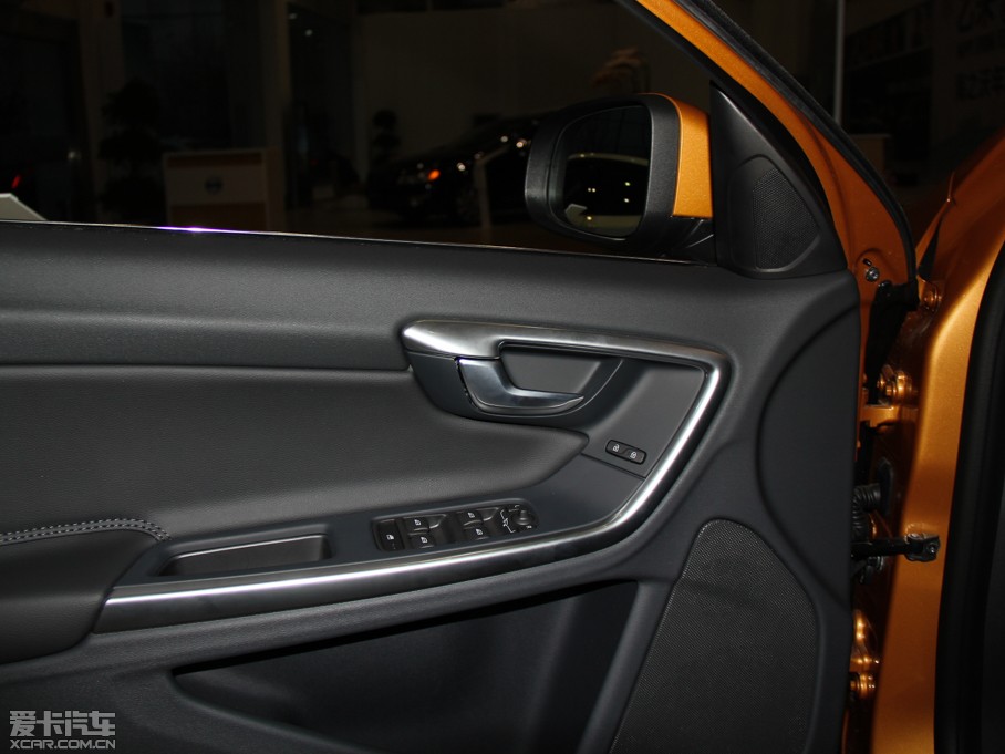 2015֠S60 L 2.0T T5 S