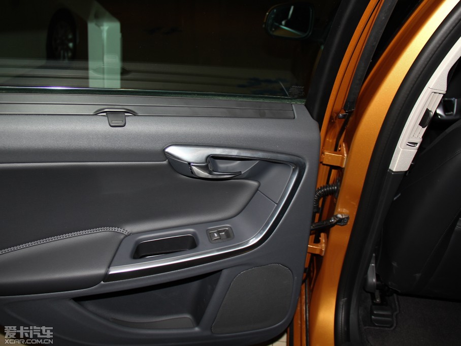 2015֠S60 L 2.0T T5 S