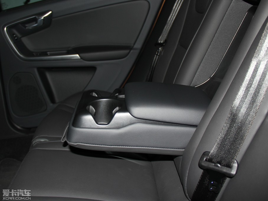 2015֠S60 L 2.0T T5 S