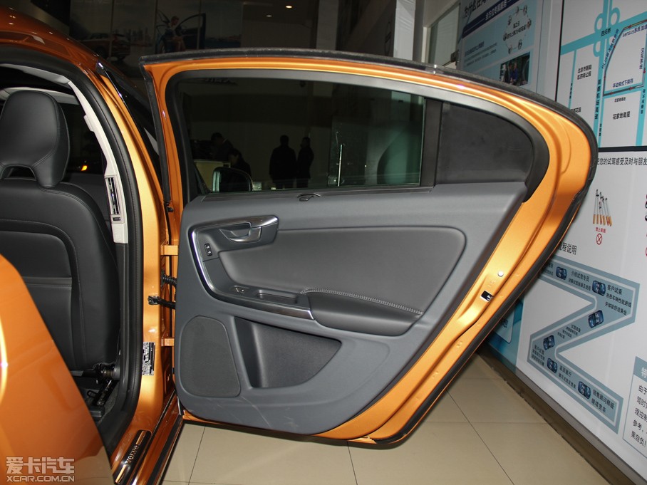 2015֠S60 L 2.0T T5 S