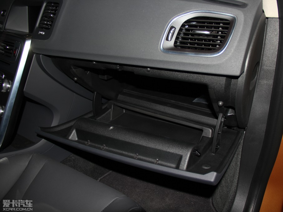 2015֠S60 L 2.0T T5 S