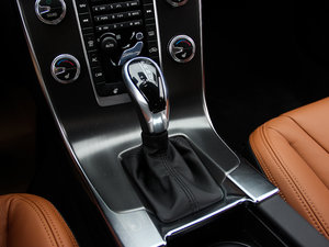 2015L 2.0T M(jn) п؅^(q)