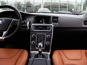 2015L 2.0T M(jn) п؅^(q)