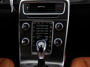 2015L 2.0T M(jn) п؅^(q)