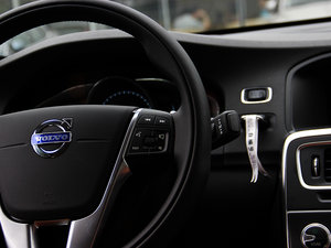 2015L 2.0T M(jn) п؅^(q)