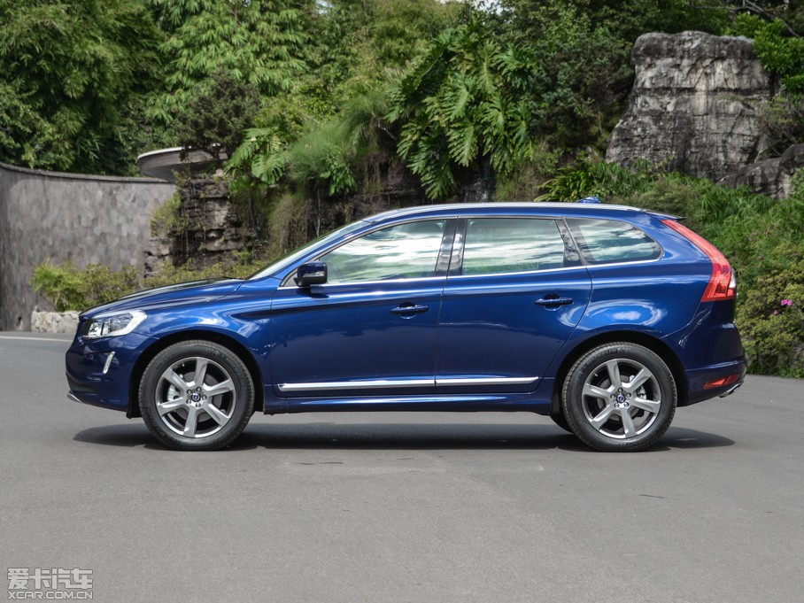 2015֠XC60 2.0T T5 AWD S