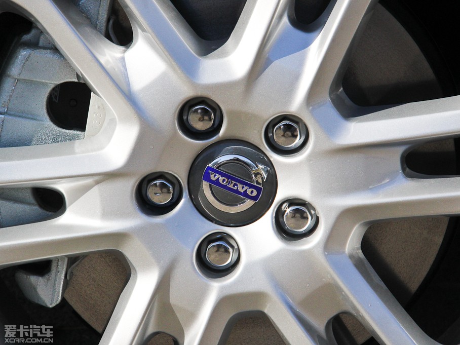 2015֠XC60 2.0T T5 M