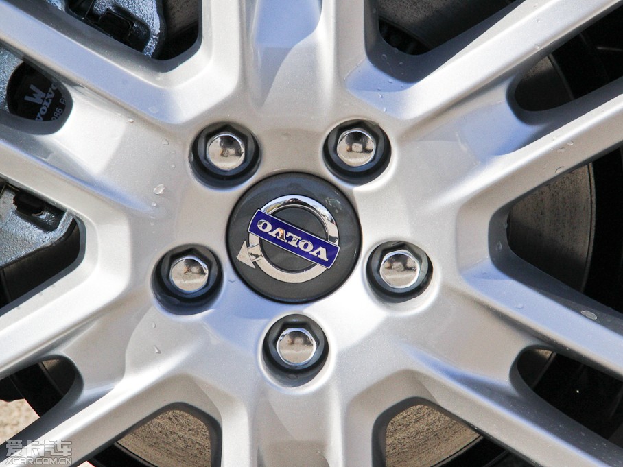 2015֠XC60 2.0T T5 M