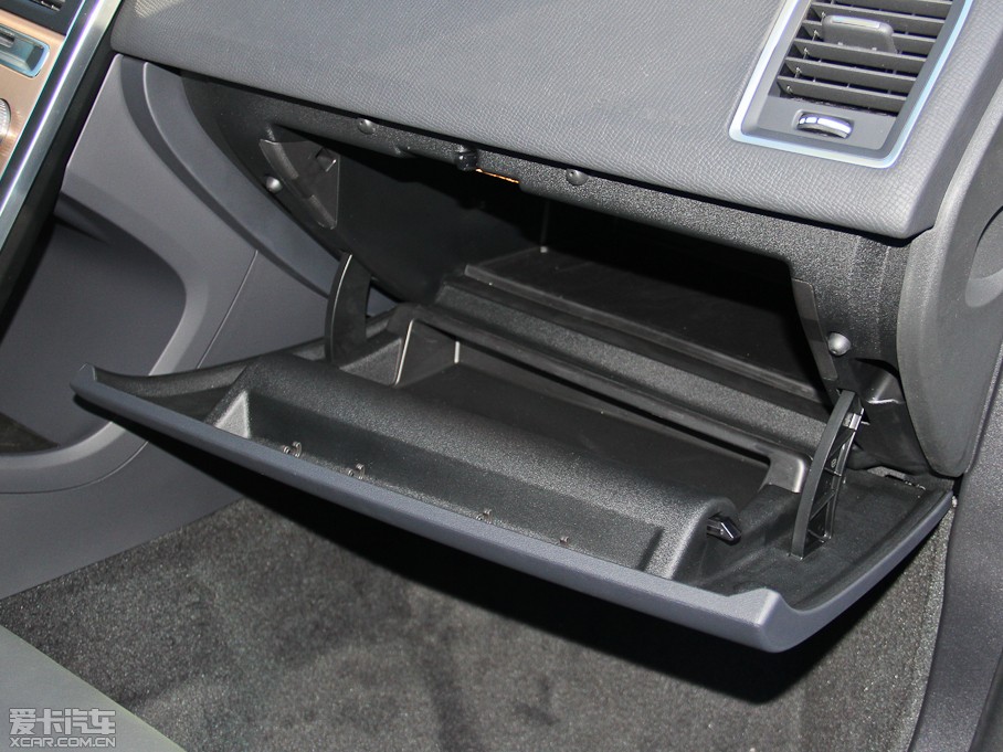 2015֠XC60 2.0T T5 M