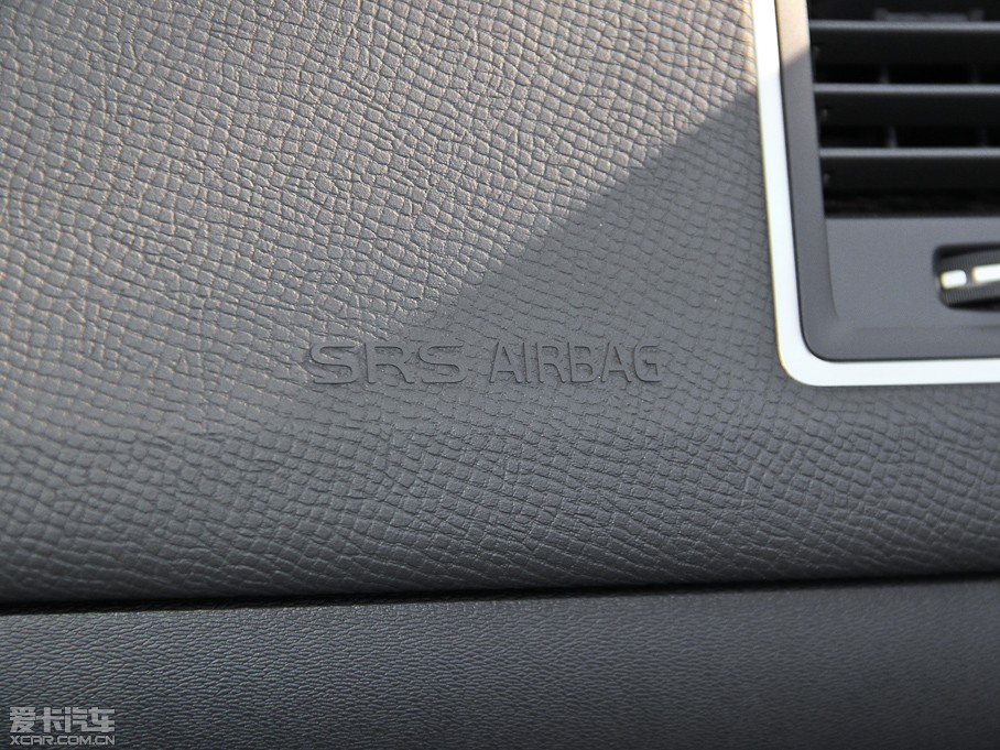 2015֠XC60 2.0T T5 M