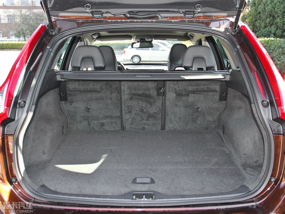 2015֠XC60 2.0T T5 M