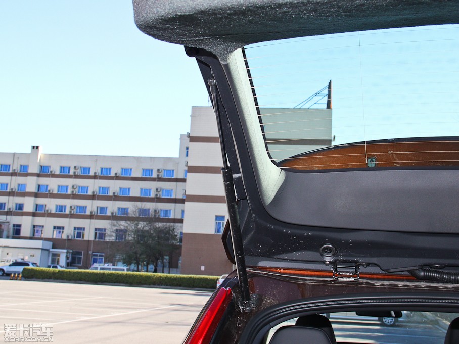 2015֠XC60 2.0T T5 M