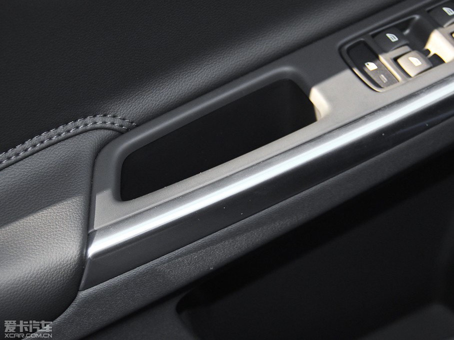 2015֠XC60 2.0T T5 M