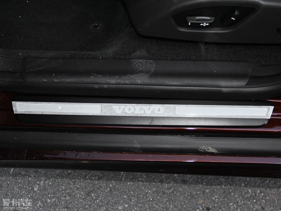 2015֠XC60 2.0T T5 M