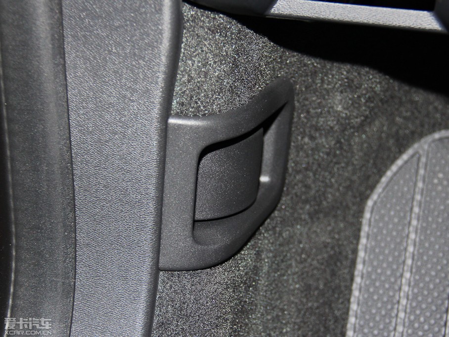 2015֠XC60 2.0T T5 M