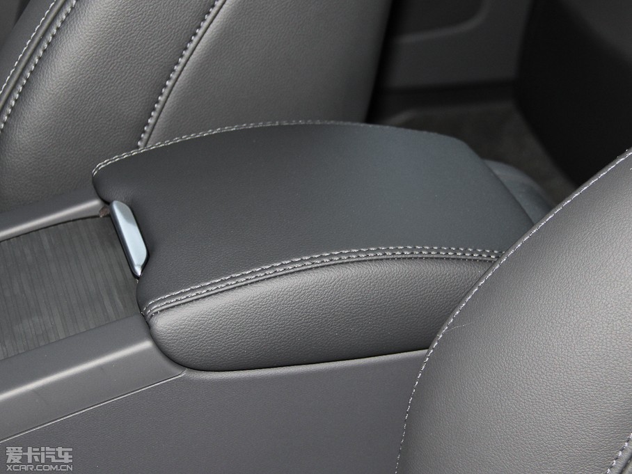 2015֠XC60 2.0T T5 M