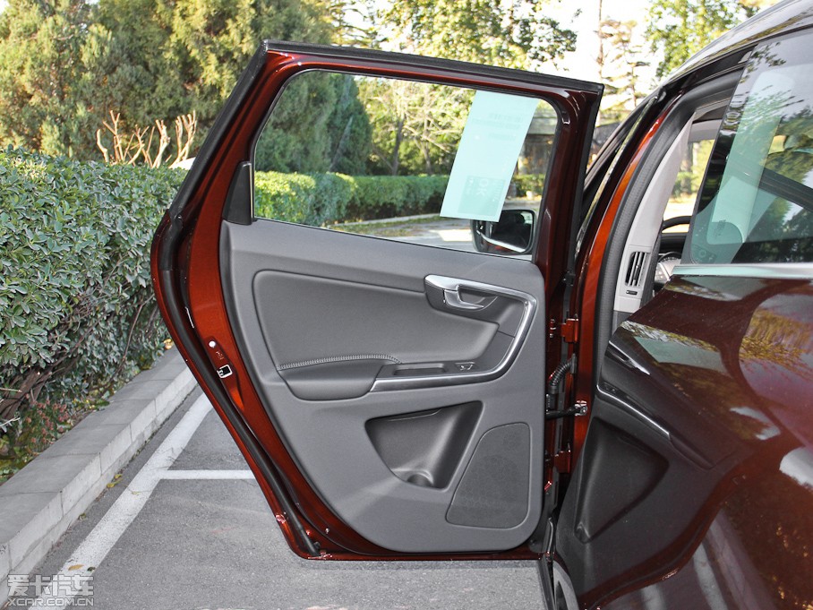 2015֠XC60 2.0T T5 M