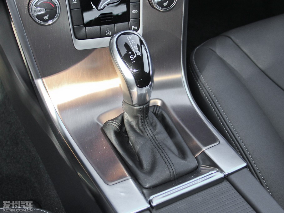 2015֠XC60 2.0T T5 M(jn)