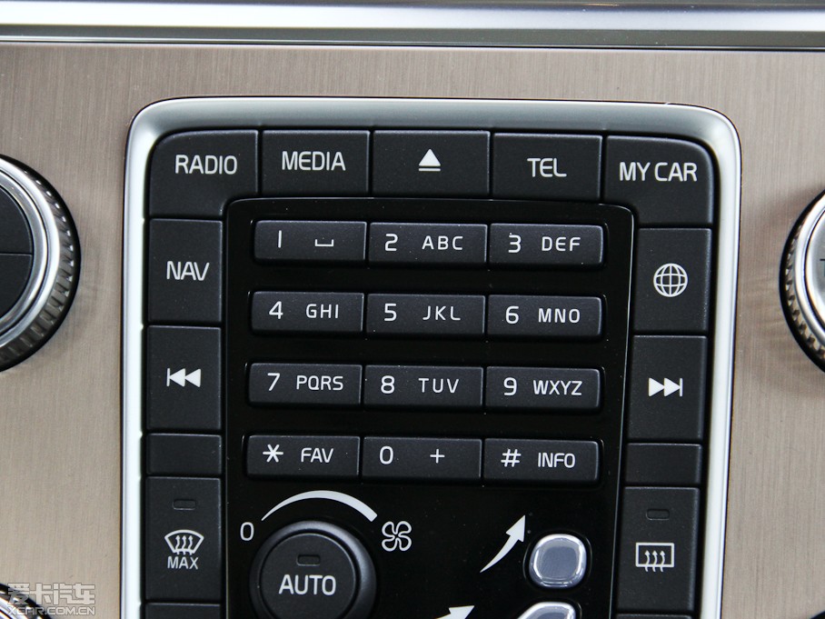 2015֠XC60 2.0T T5 M(jn)