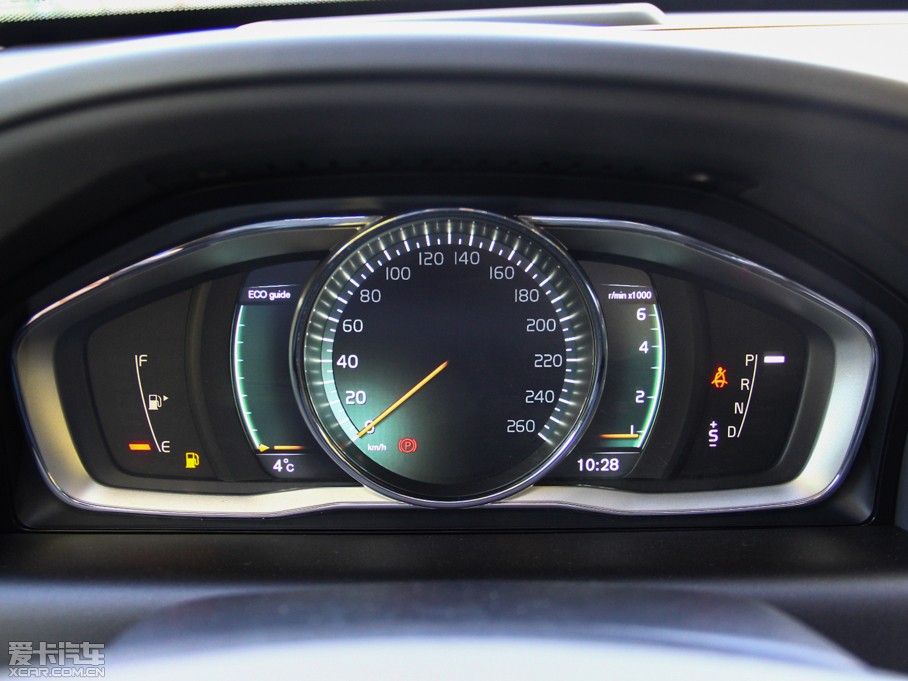 2015֠XC60 2.0T T5 AWD h