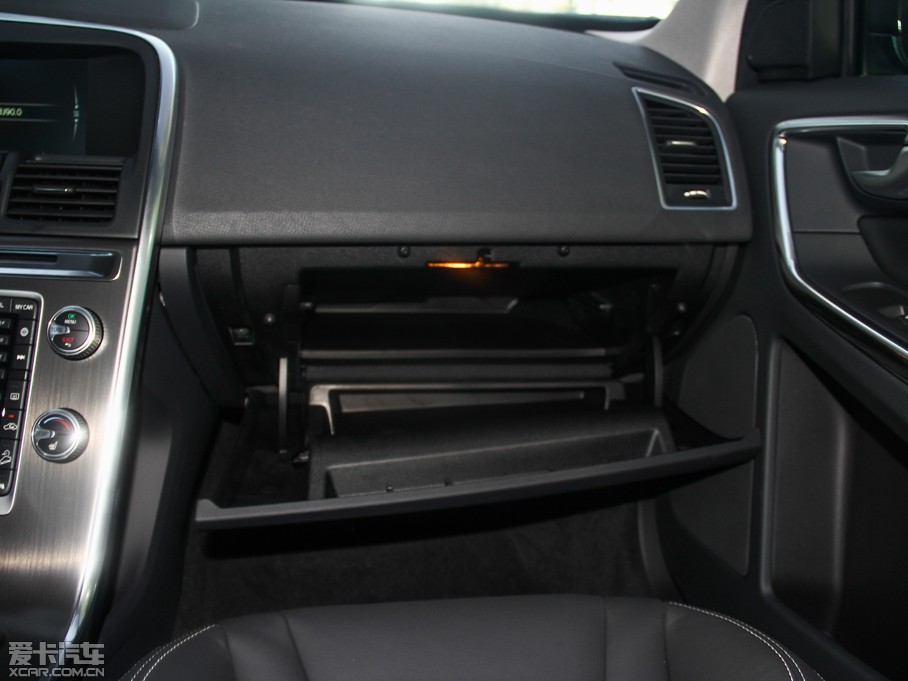 2015֠XC60 2.0T T5 AWD h