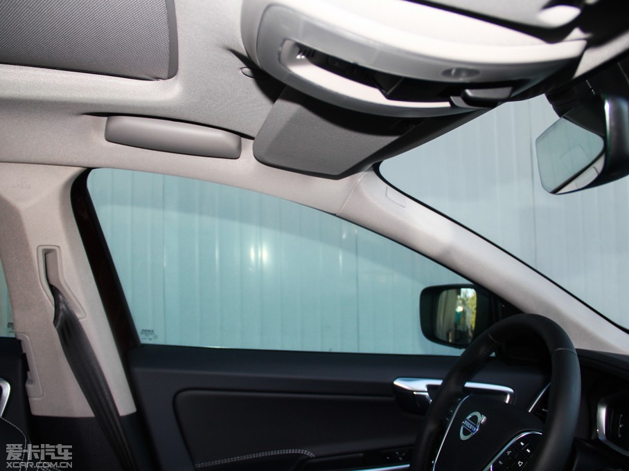 2015֠XC60 2.0T T5 AWD h