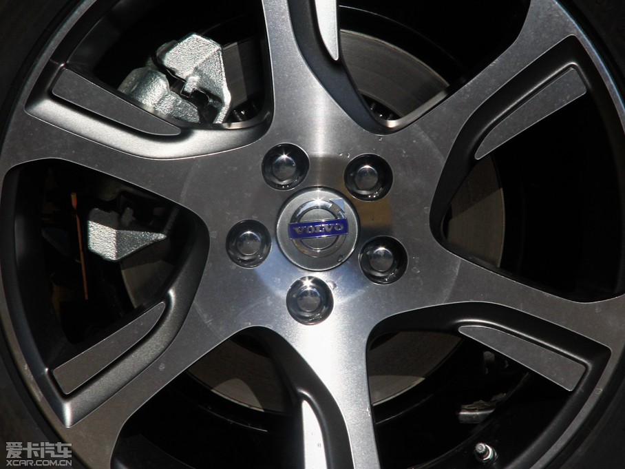 2015֠XC60 2.0T T5 AWD h