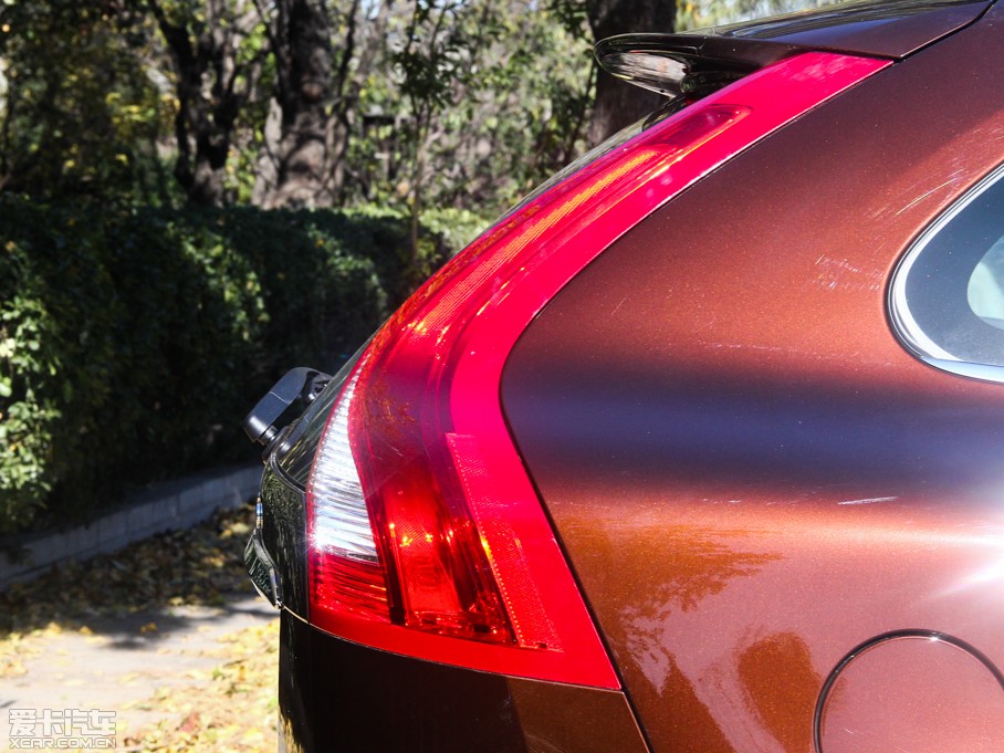 2015֠XC60 2.0T T5 AWD h