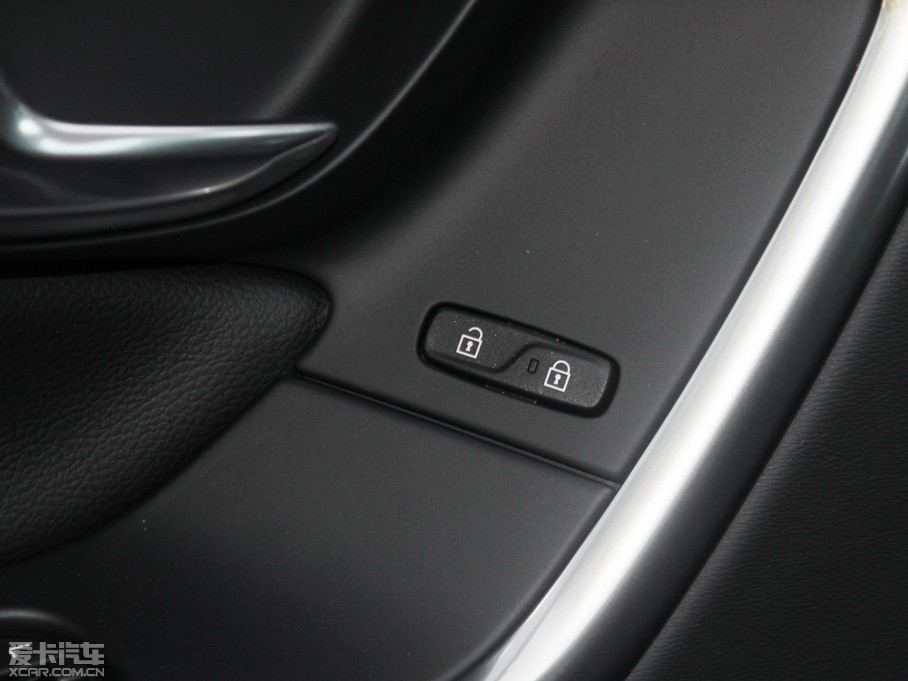 2015֠XC60 2.0T T5 AWD h