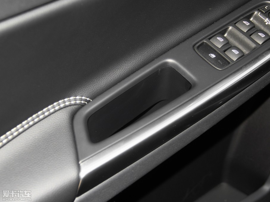 2015֠XC60 2.0T T5 AWD h