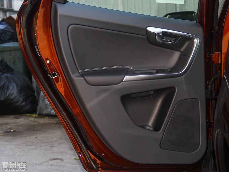 2015֠XC60 2.0T T5 AWD h