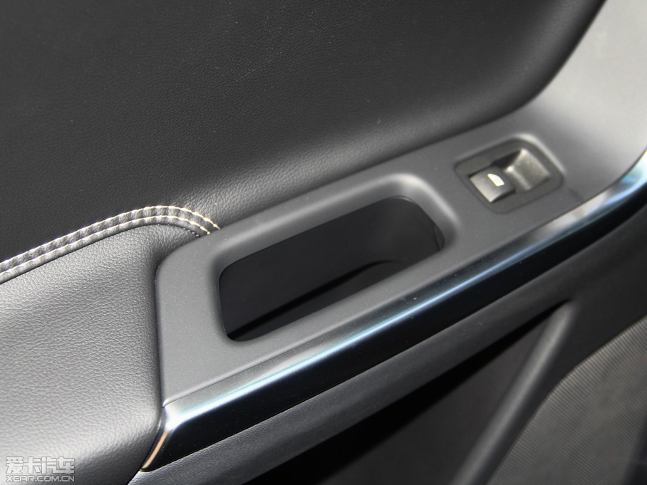 2015֠XC60 2.0T T5 AWD h