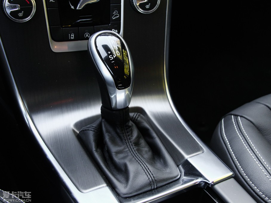 2015֠XC60 2.0T T5 AWD h