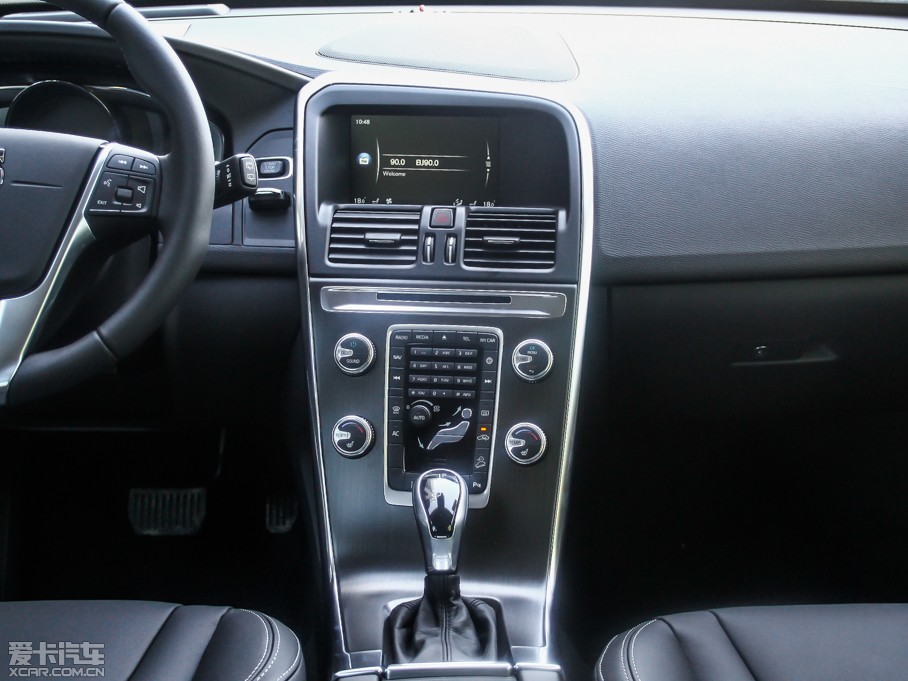 2015款沃尔沃XC60 2.0T T5 AWD 智远版