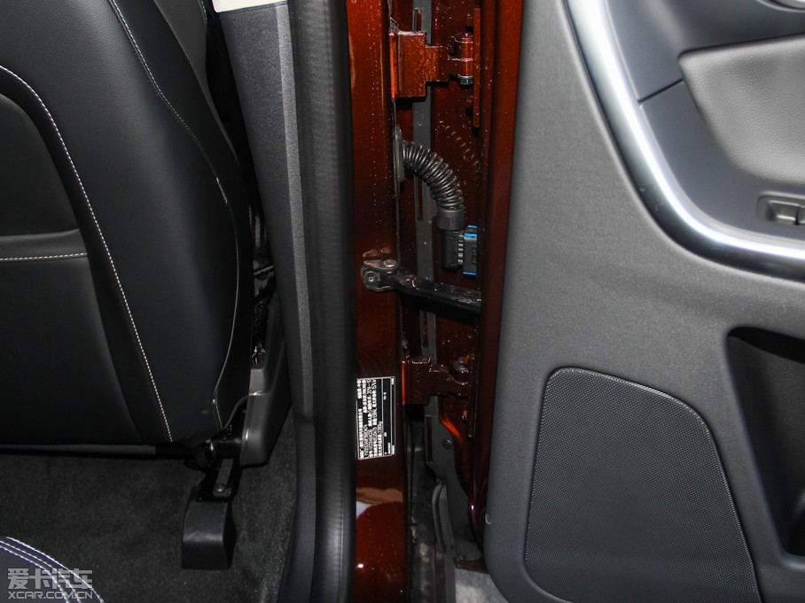 2015֠XC60 2.0T T5 AWD h