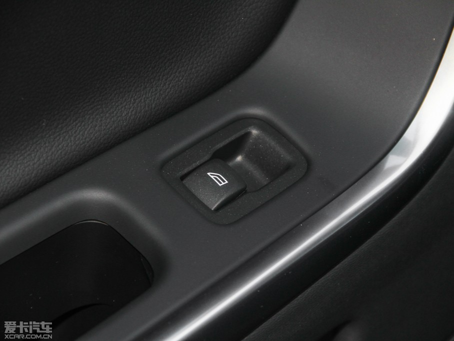 2015֠XC60 2.0T T5 AWD h