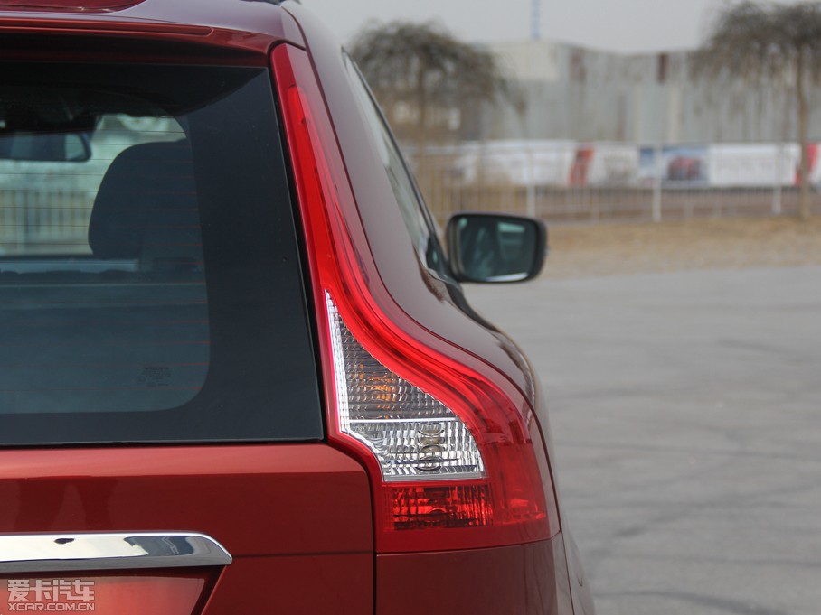 2015֠XC60 2.0T T5 а