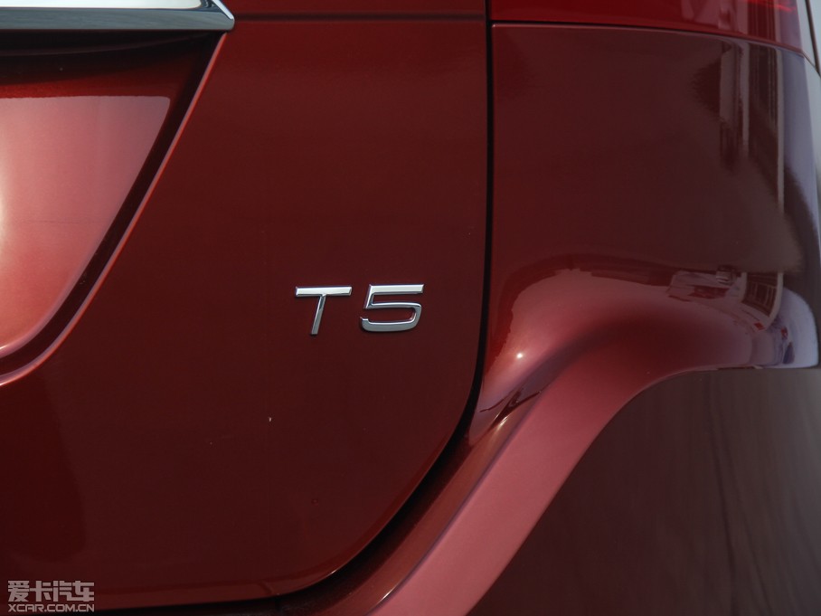 2015֠XC60 2.0T T5 а