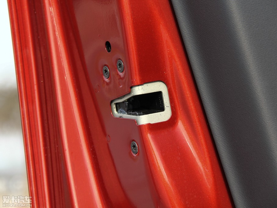 2015֠XC60 2.0T T5 а