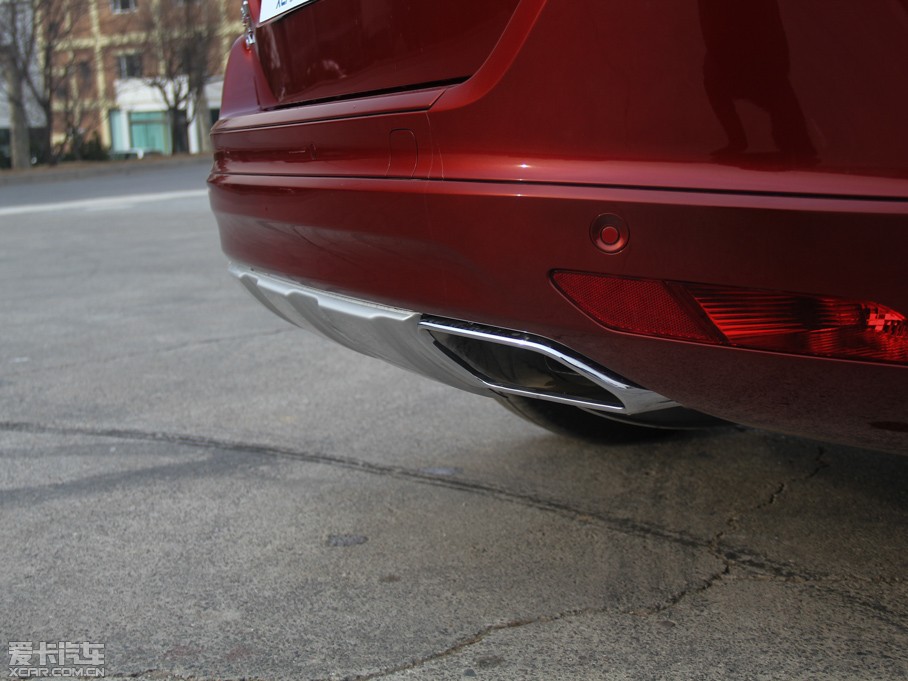 2015֠XC60 2.0T T5 а