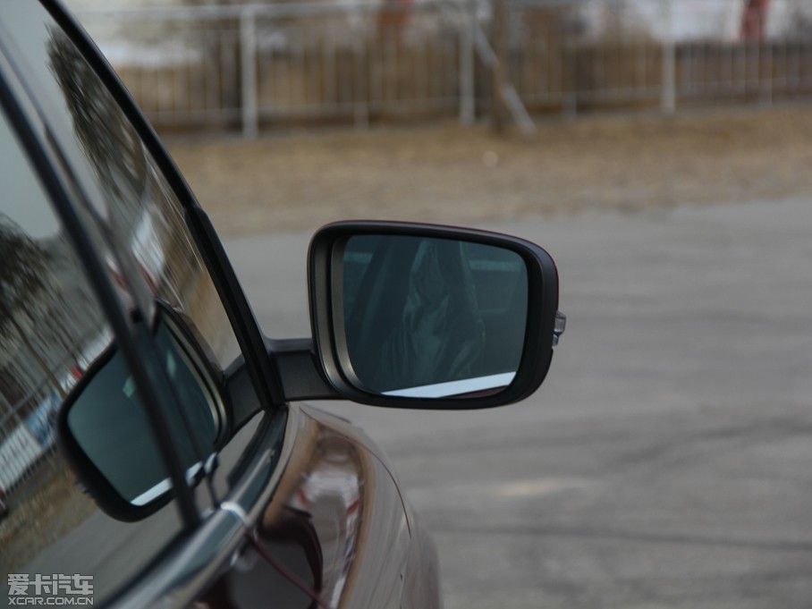 2015֠XC60 2.0T T5 а