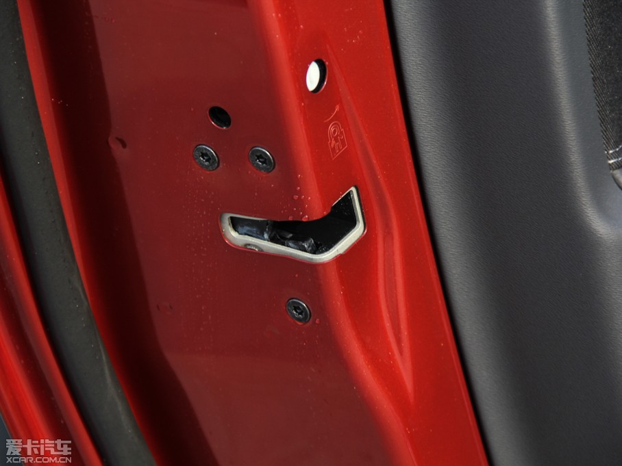 2015֠XC60 2.0T T5 а