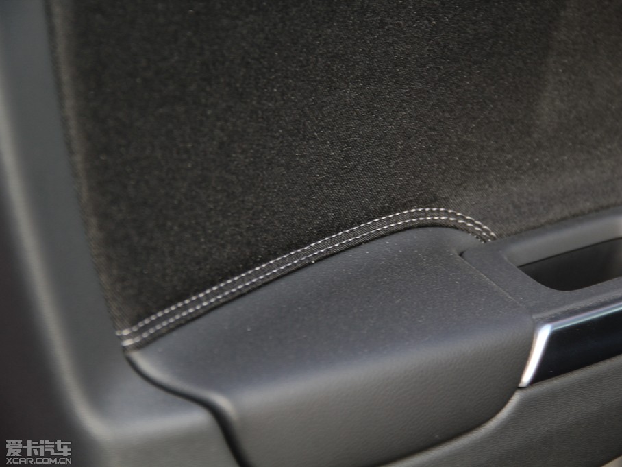 2015֠XC60 2.0T T5 а