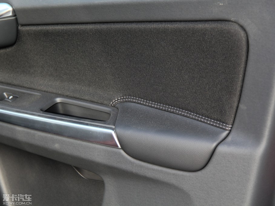 2015֠XC60 2.0T T5 а