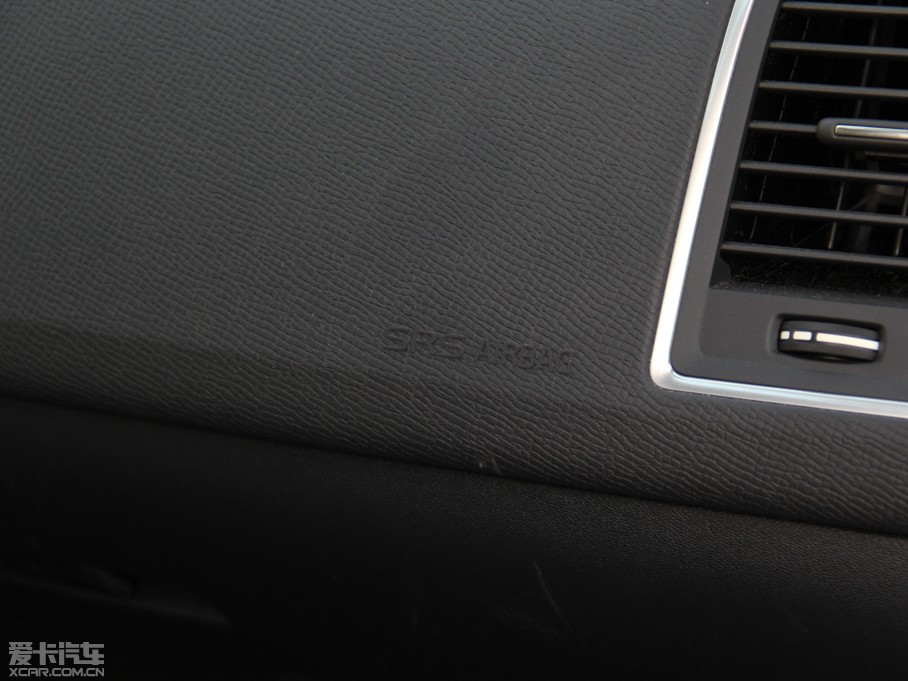 2015֠XC60 2.0T T5 а