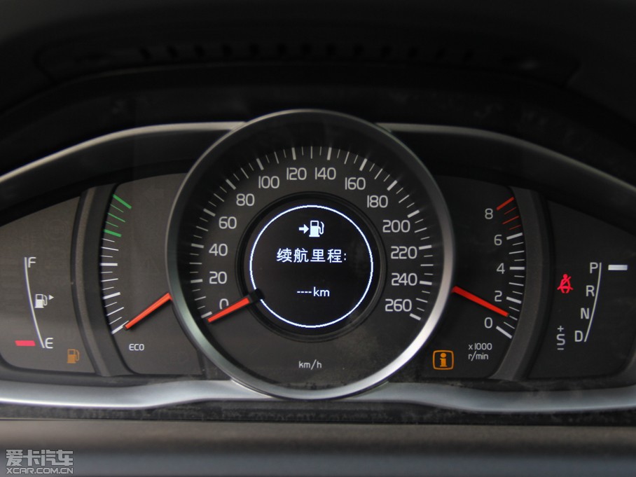 2015֠XC60 2.0T T5 а