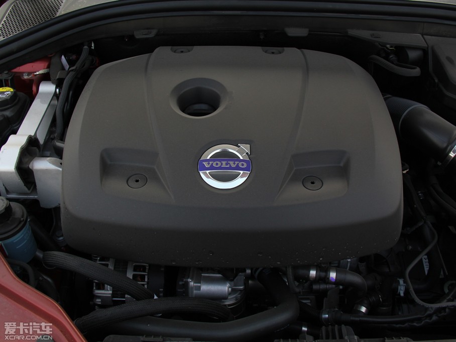 2015֠XC60 2.0T T5 а