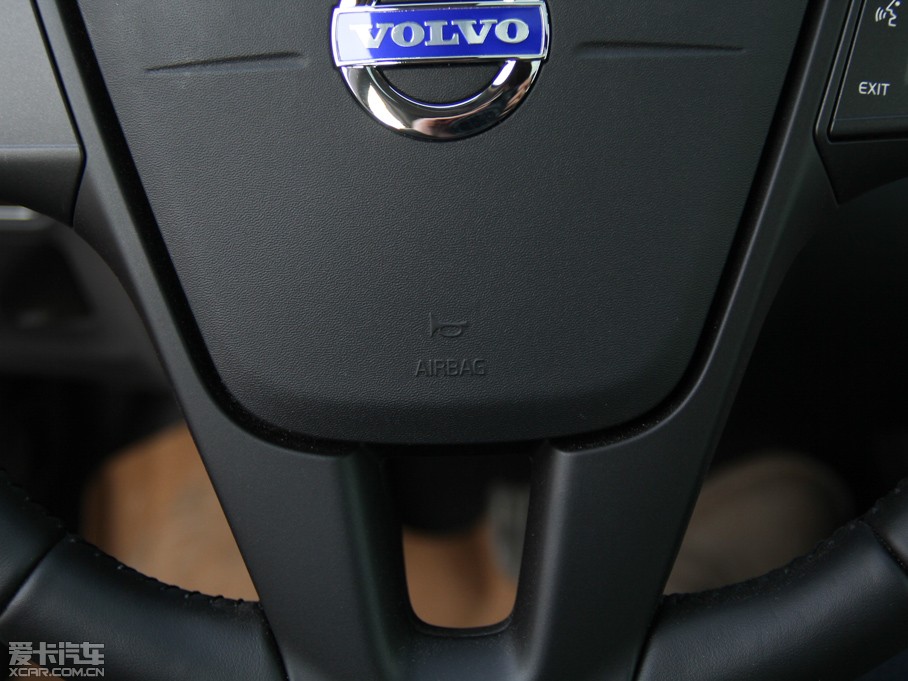 2015֠XC60 2.0T T5 а